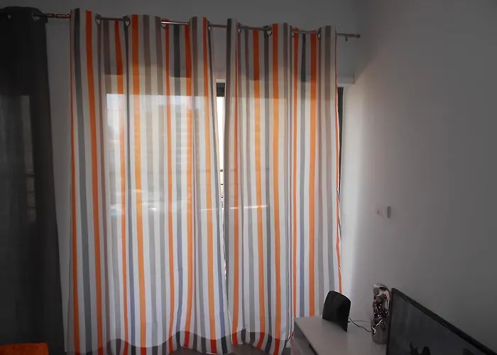 Apartment T0 Da Rocha *